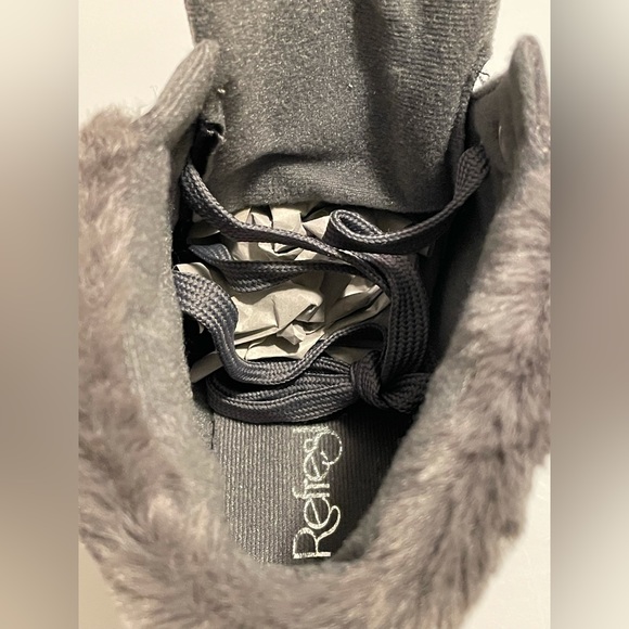 Faux Fur Gray Lace Up Style Wedge Insole Winter Boots Women’s various sizes NIB - Picture 13 of 14